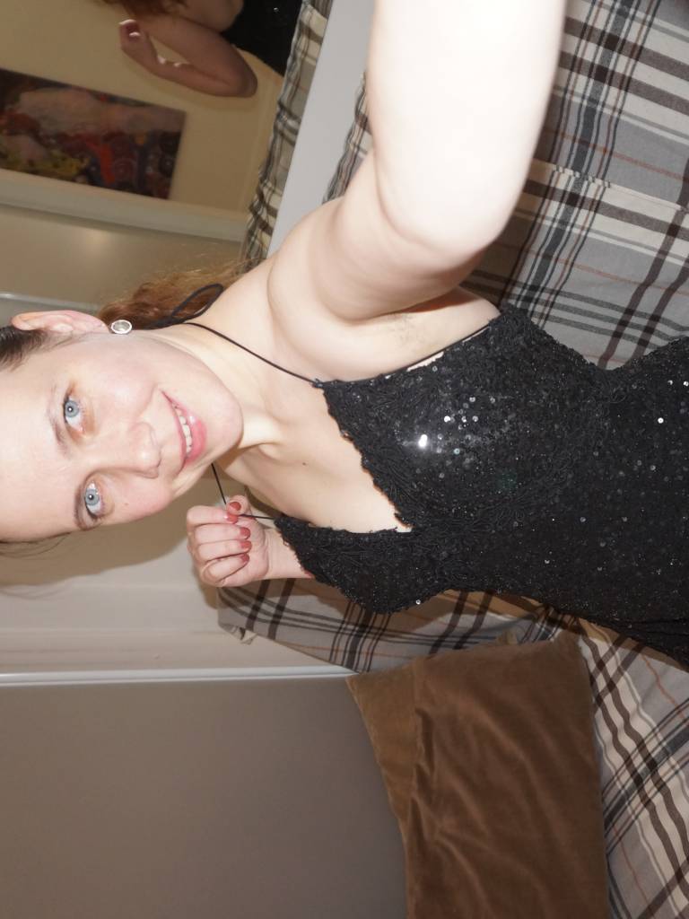 hookup app Grand Forks AFB